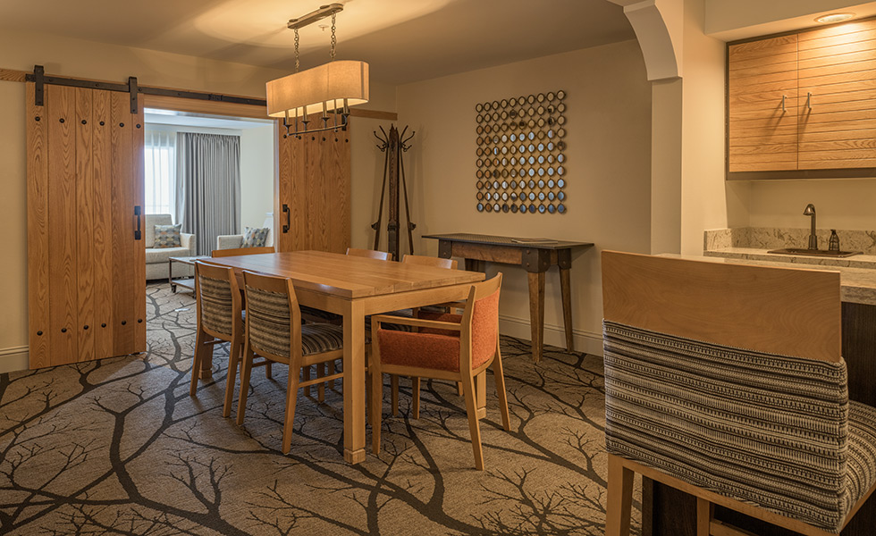 Presidential Suite Dining Room