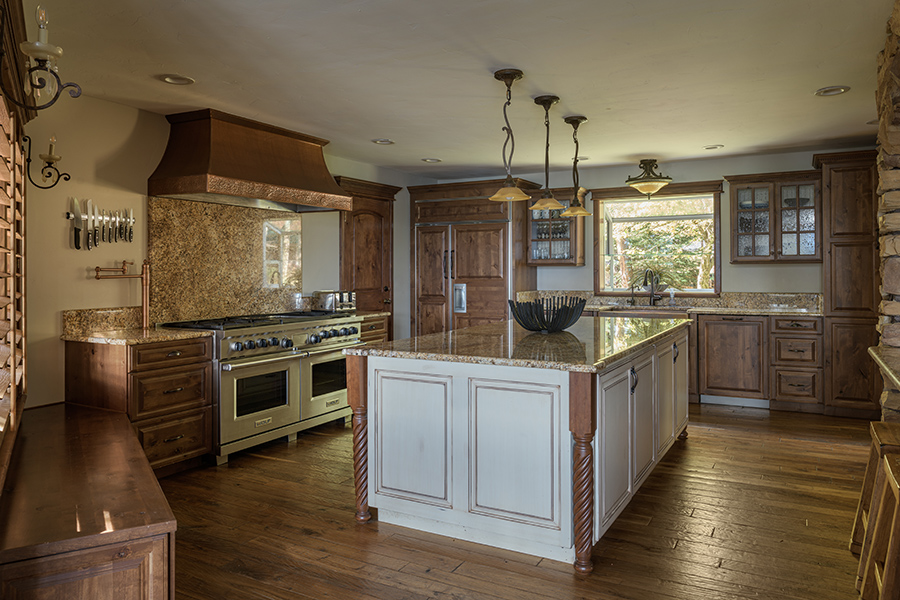 Lake-House-Kitchen Vacation Rental